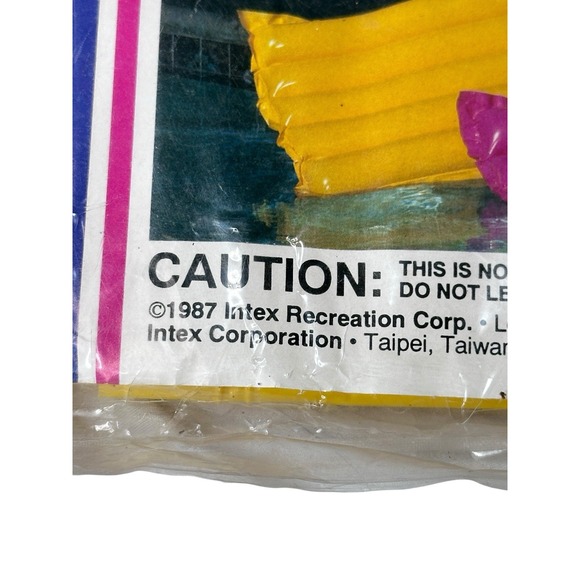 NOS New Intex The Wet Set Yellow Glossy Mat Float 1987 72x27" 59702 Old Stock - Picture 3 of 4